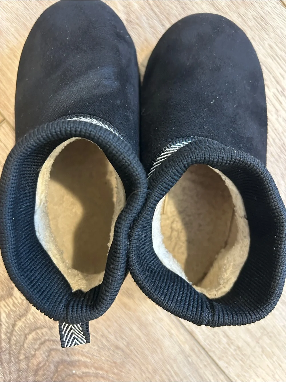 Pawz Black Kids Cozy Booties with Chevron Trim warm boots